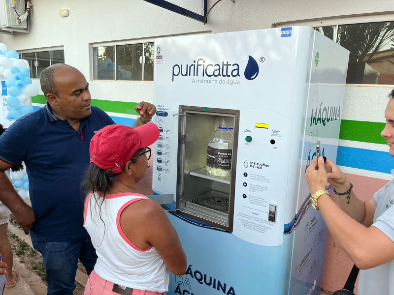 Inauguração da máquina Purificatta com a comunidade