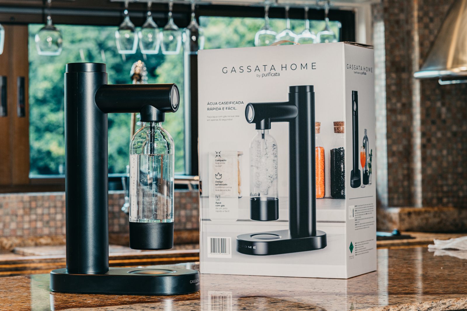 Gassata Home com a embalagem do produto